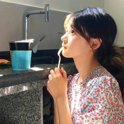 向日葵与幼犬的7天